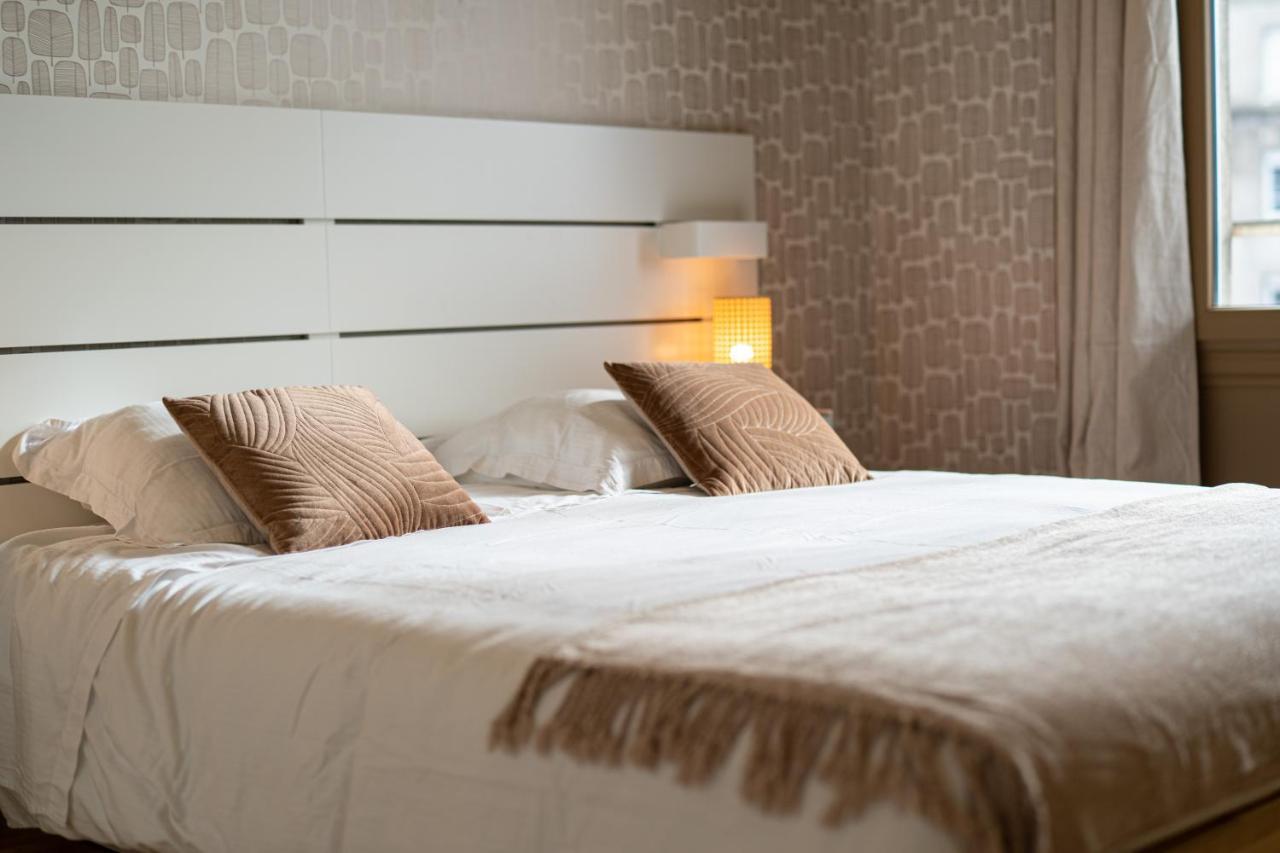 Apartament Tours Centre - Proche Gare - Parking Velo - Balcon - Arrivee Autonome Zewnętrze zdjęcie