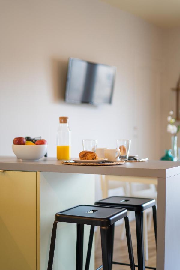 Apartament Tours Centre - Proche Gare - Parking Velo - Balcon - Arrivee Autonome Zewnętrze zdjęcie